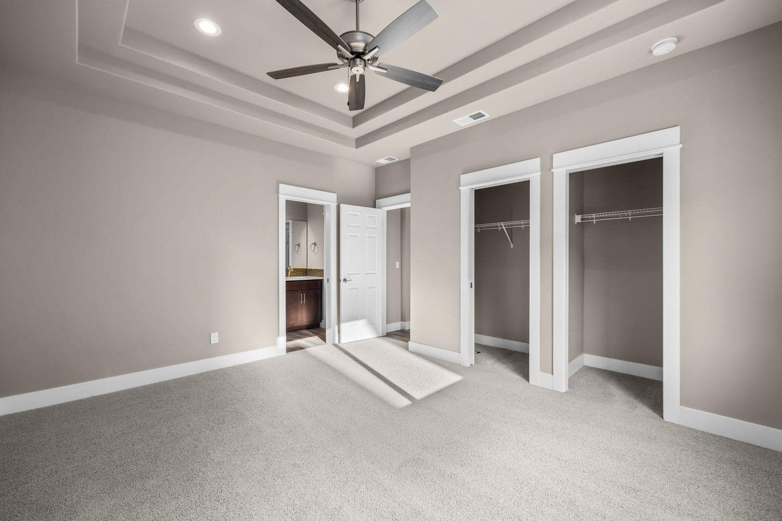 Photo of 20587 SE Nina Avenue 18 of 24