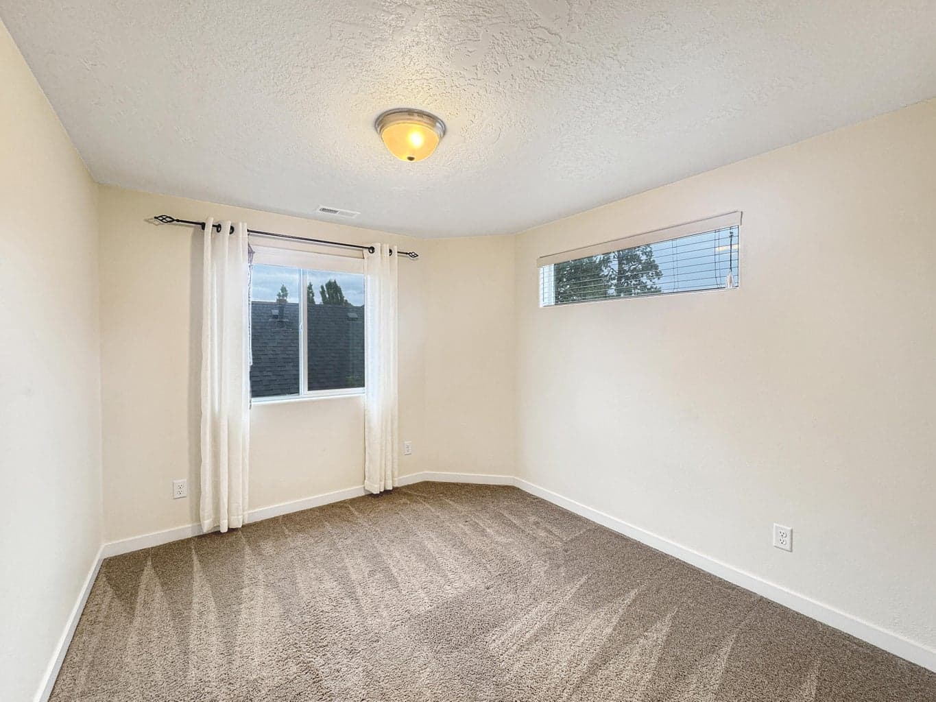 Photo of 61764 SE Camellia Street 27 of 39