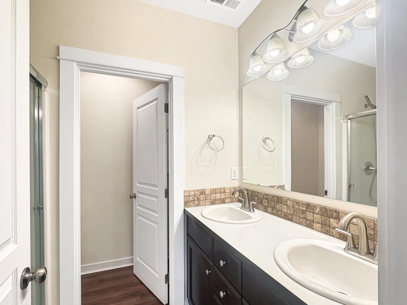 Photo of 61764 SE Camellia Street 17 of 39
