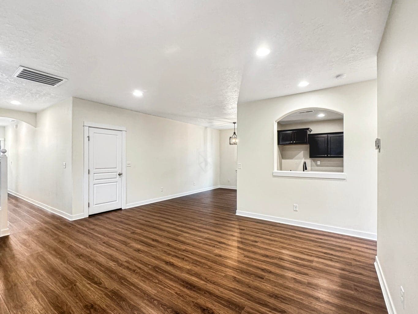 Photo of 61764 SE Camellia Street 10 of 39