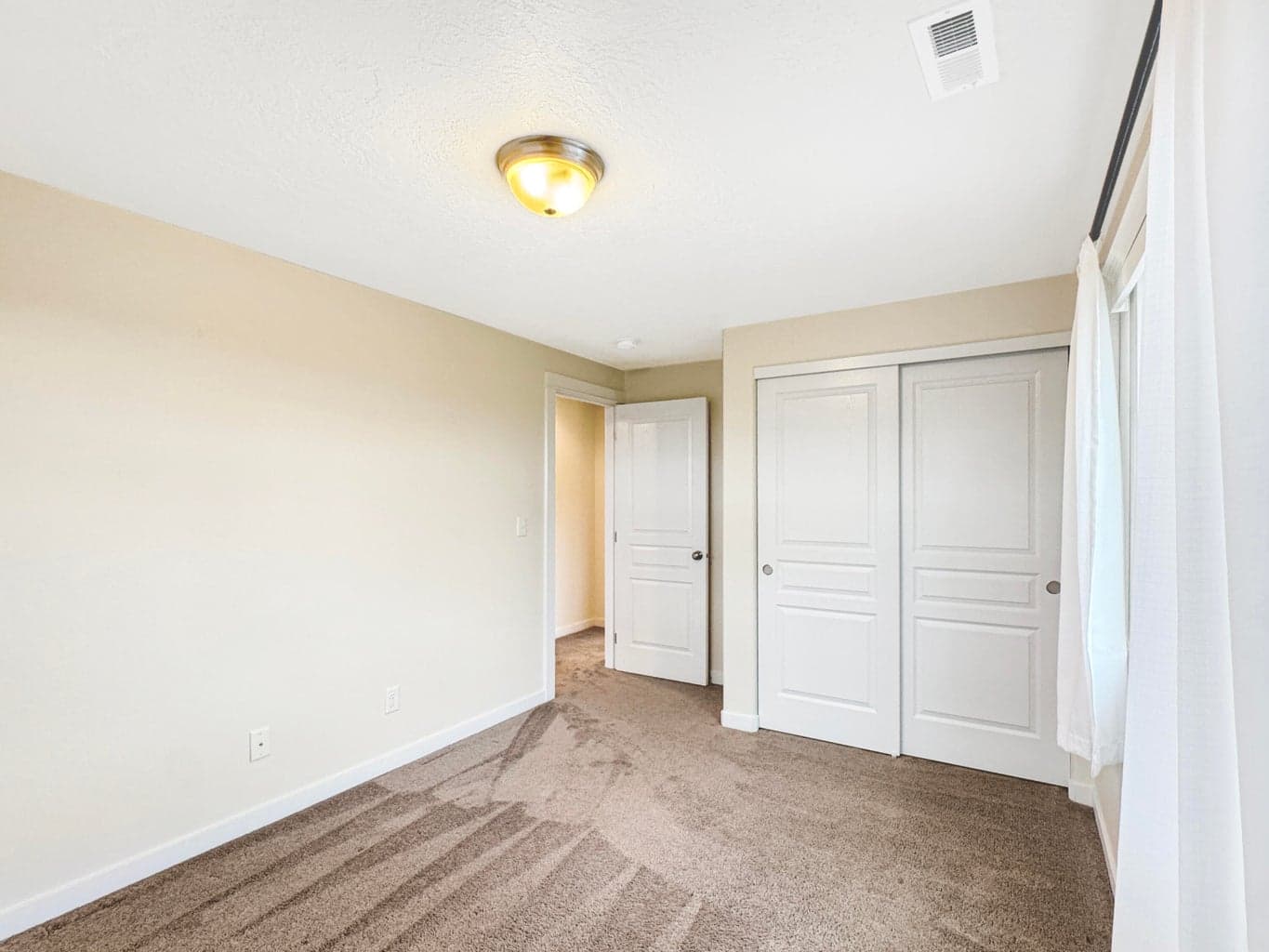 Photo of 61764 SE Camellia Street 24 of 39