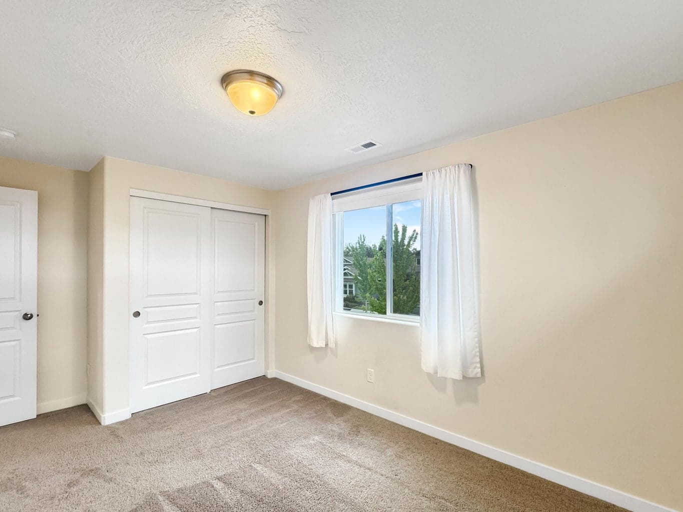 Photo of 61764 SE Camellia Street 25 of 39