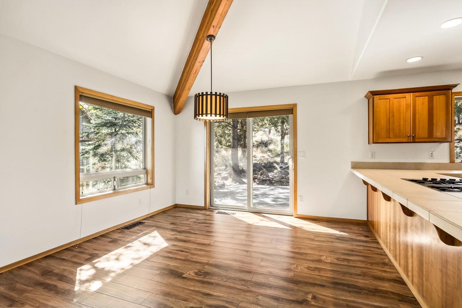 Photo of 2863 NW Fairway Heights Drive 14 of 47