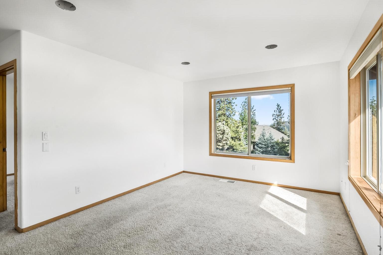 Photo of 2863 NW Fairway Heights Drive 26 of 47