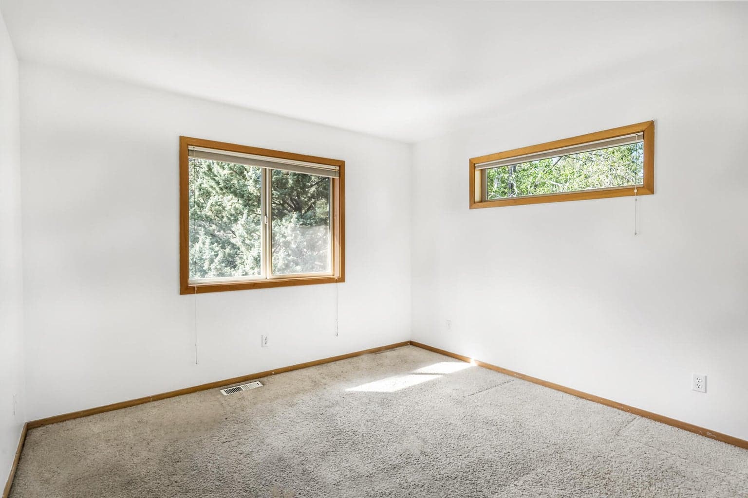 Photo of 2863 NW Fairway Heights Drive 27 of 47