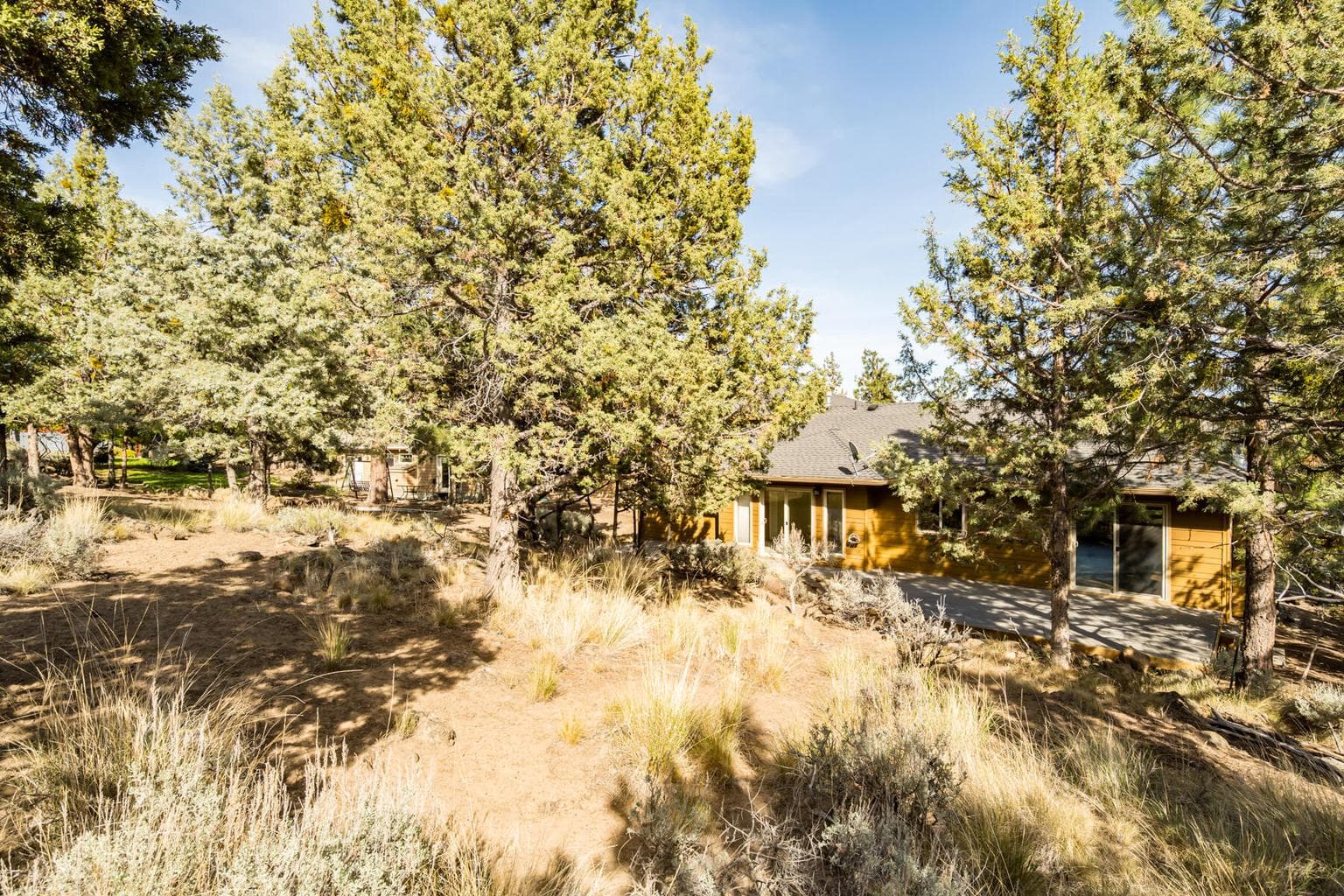 Photo of 2863 NW Fairway Heights Drive 36 of 47