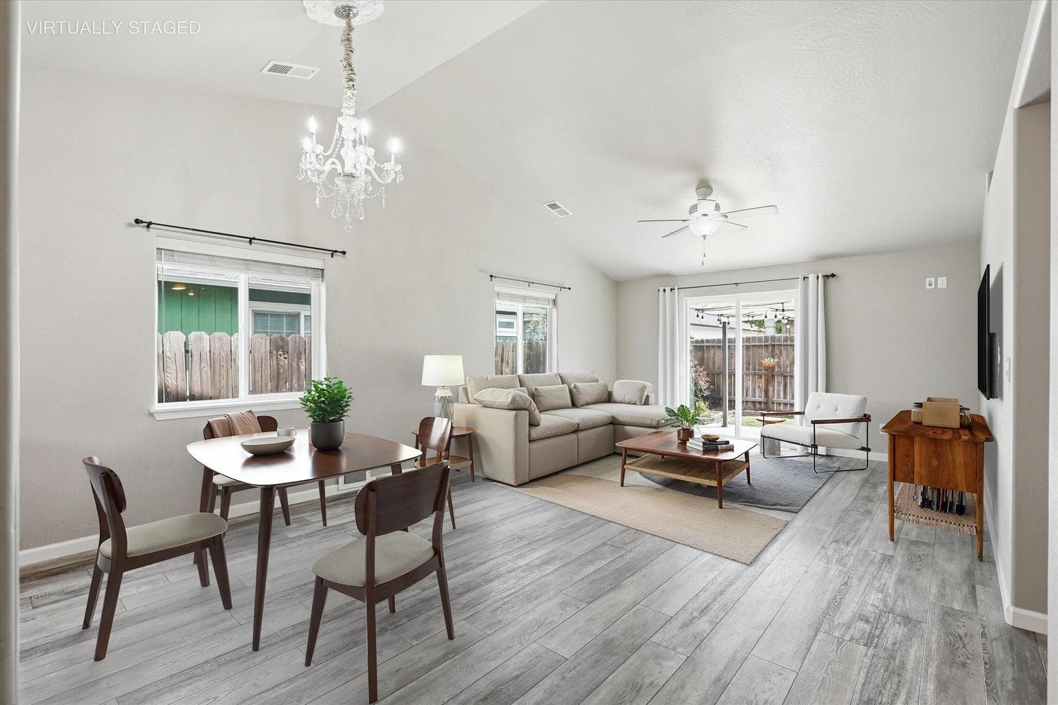 Photo of 518 Woodlark 3 of 23
