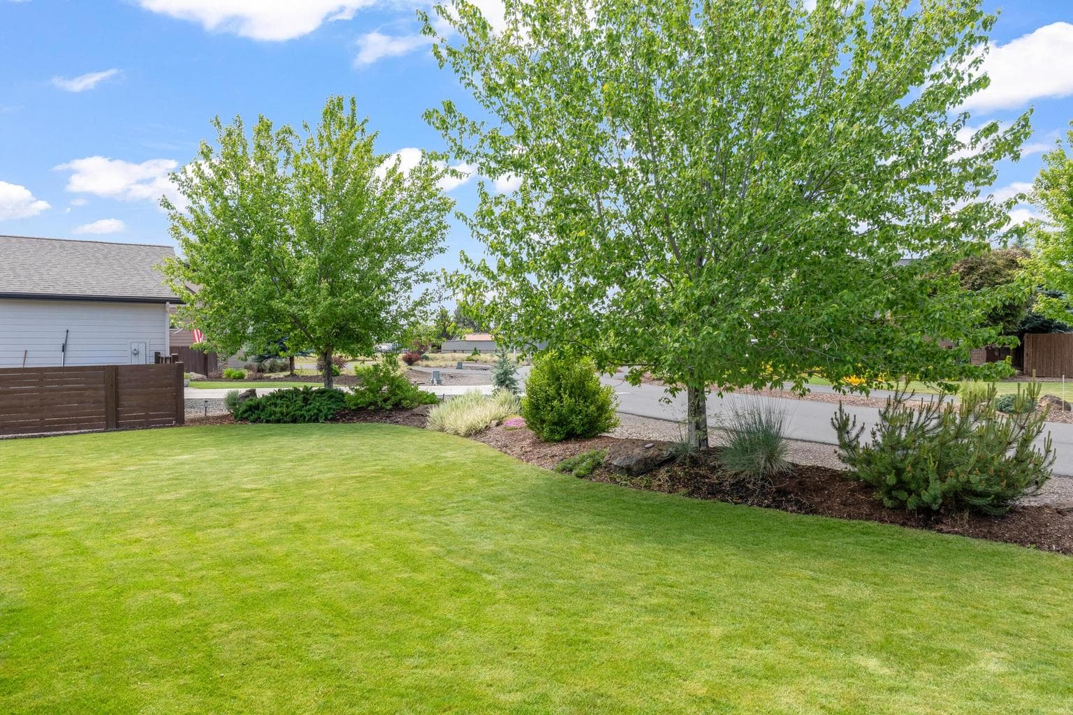 Photo of 210 NW Saddle Ridge Loop 31 of 37