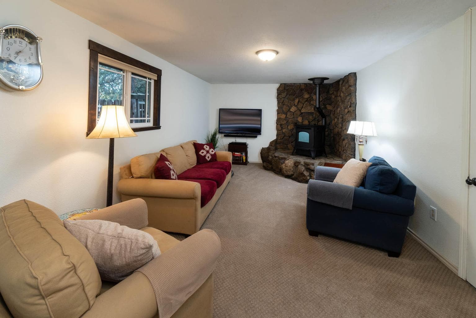 Photo of 21025 Denning Drive 12 of 26