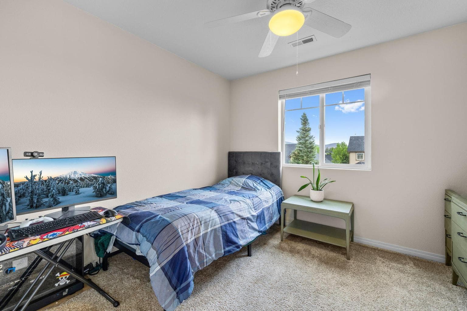 Photo of 2800 SW 49th Street 22 of 30