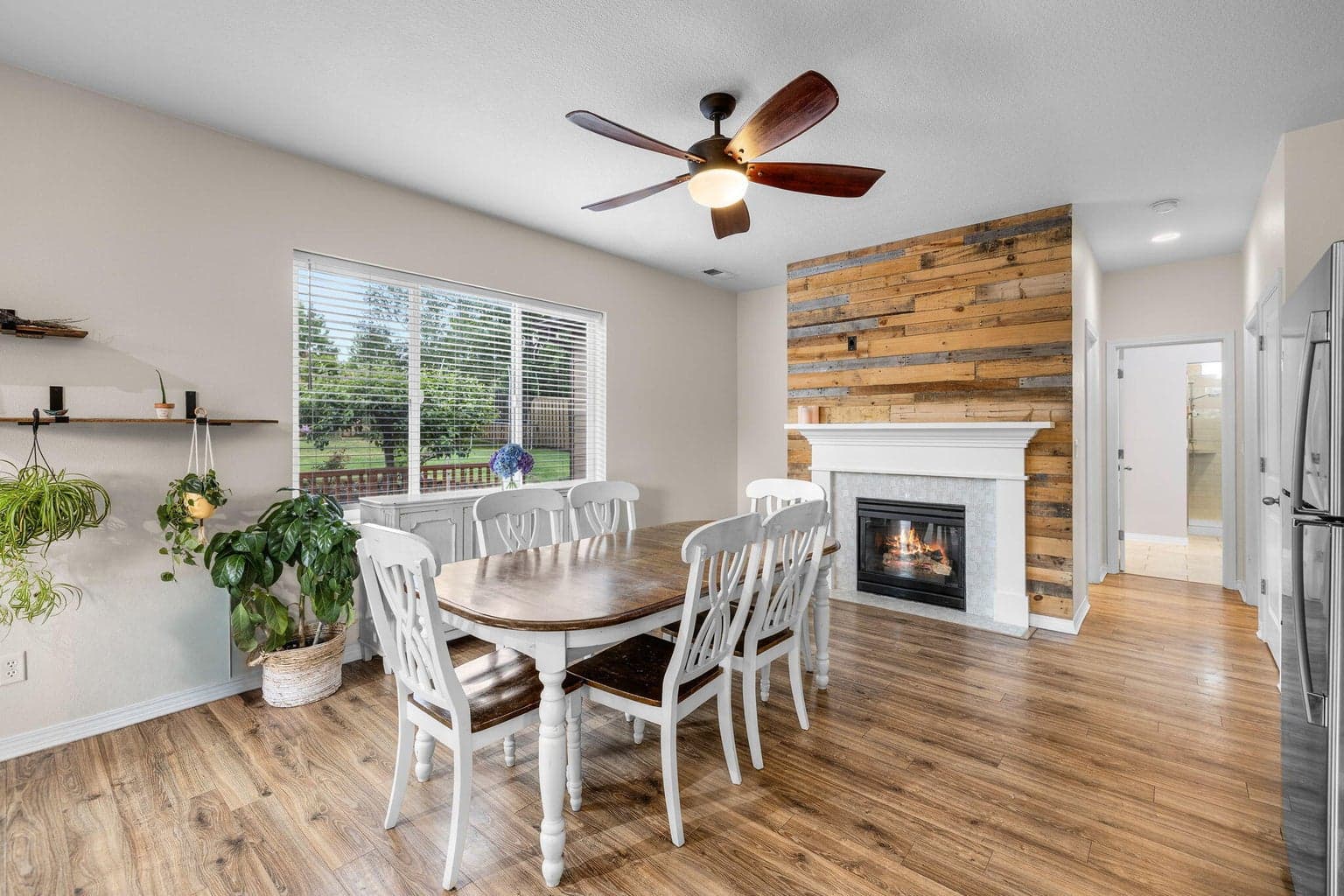 Photo of 2800 SW 49th Street 7 of 30