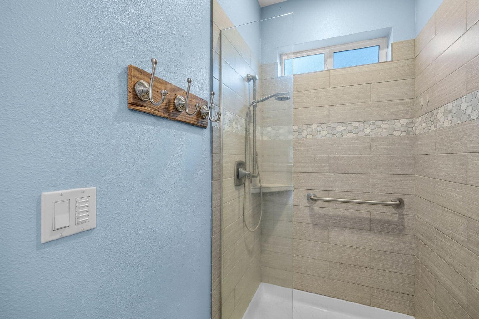 Photo of 2800 SW 49th Street 10 of 30