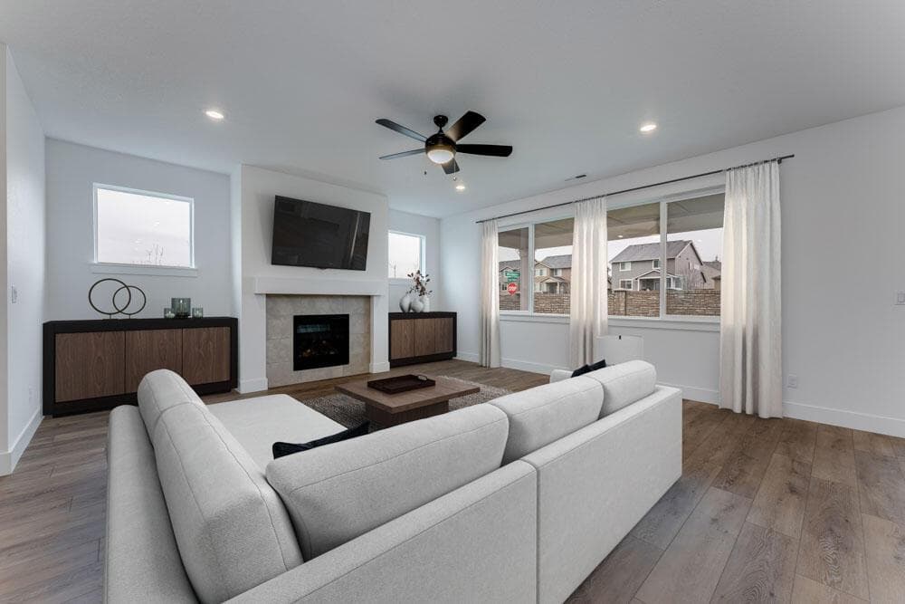 Photo of 3871 Tellus 2 of 22
