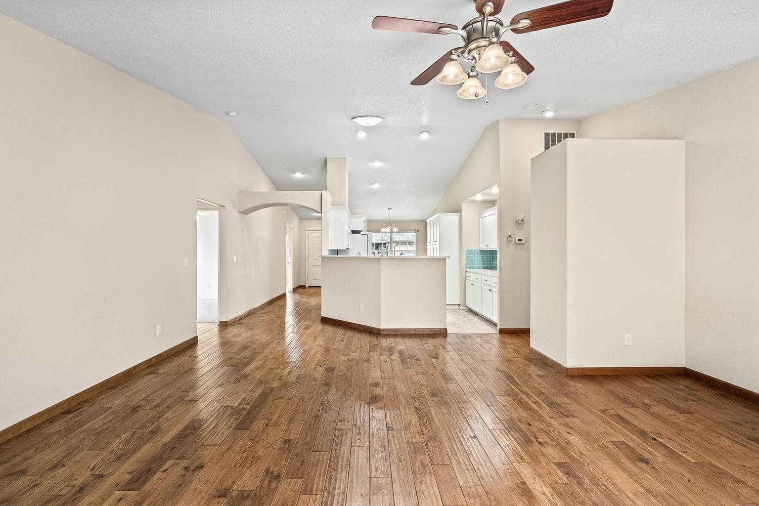 Photo of 1634 Teak 5 of 30