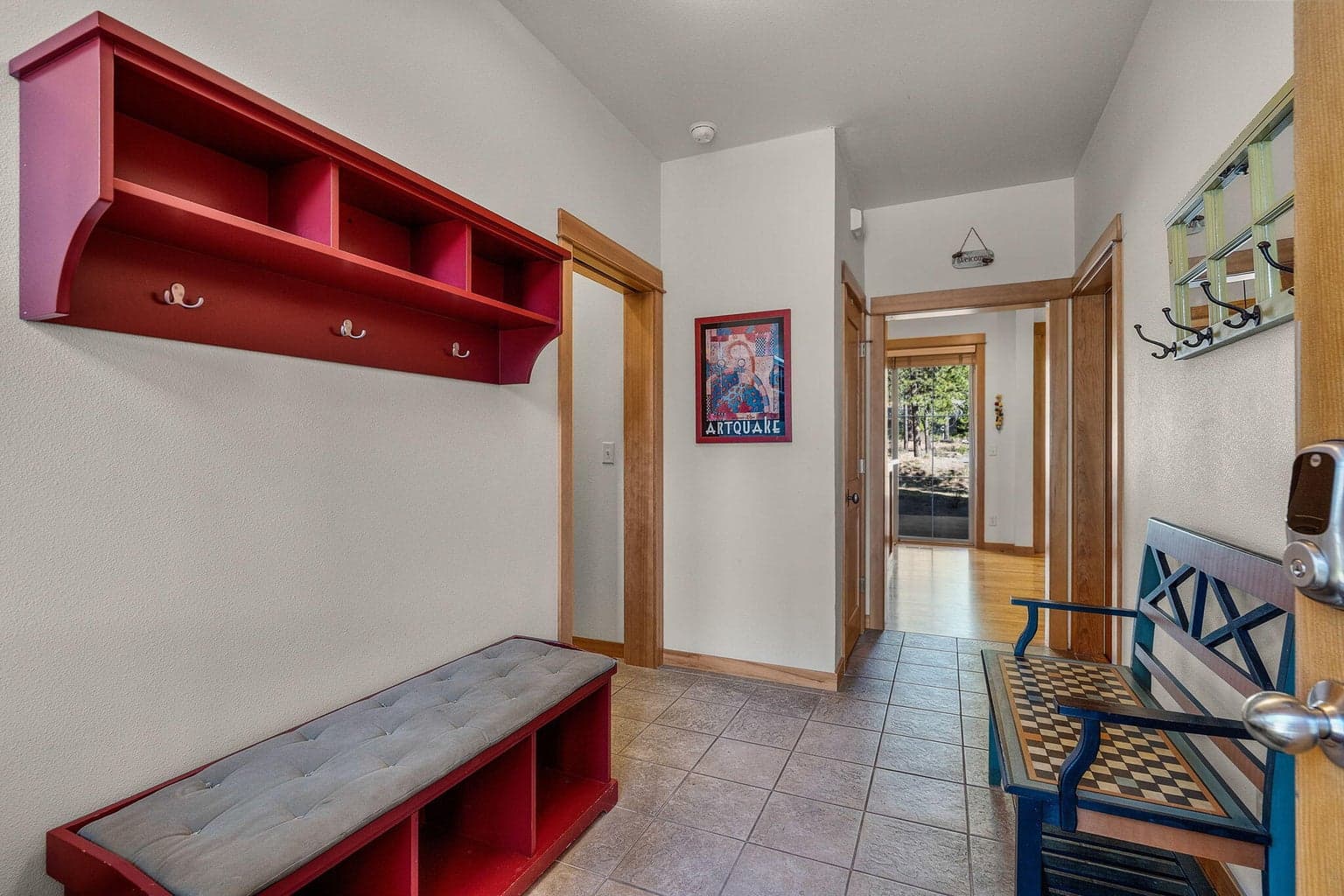 Photo of 57124 Evergreen Loop 25 of 37