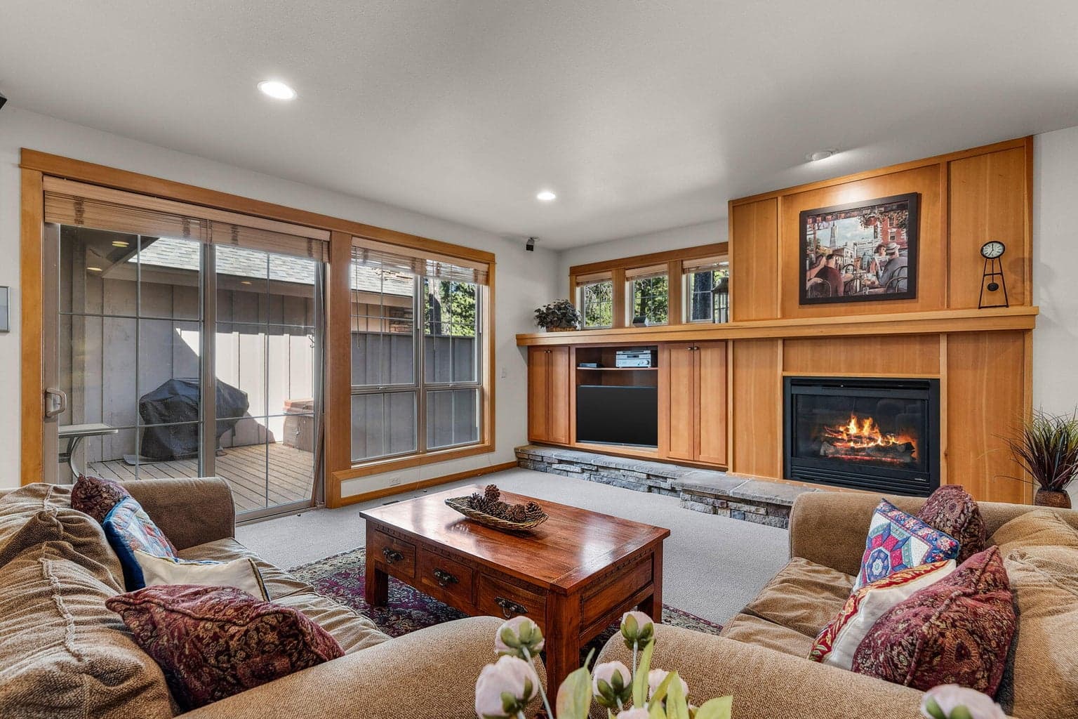 Photo of 57124 Evergreen Loop 32 of 37
