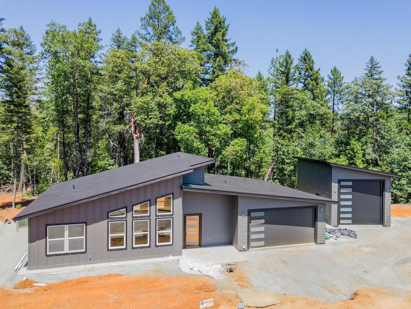 Photo of 417 Rilynn 2 of 24