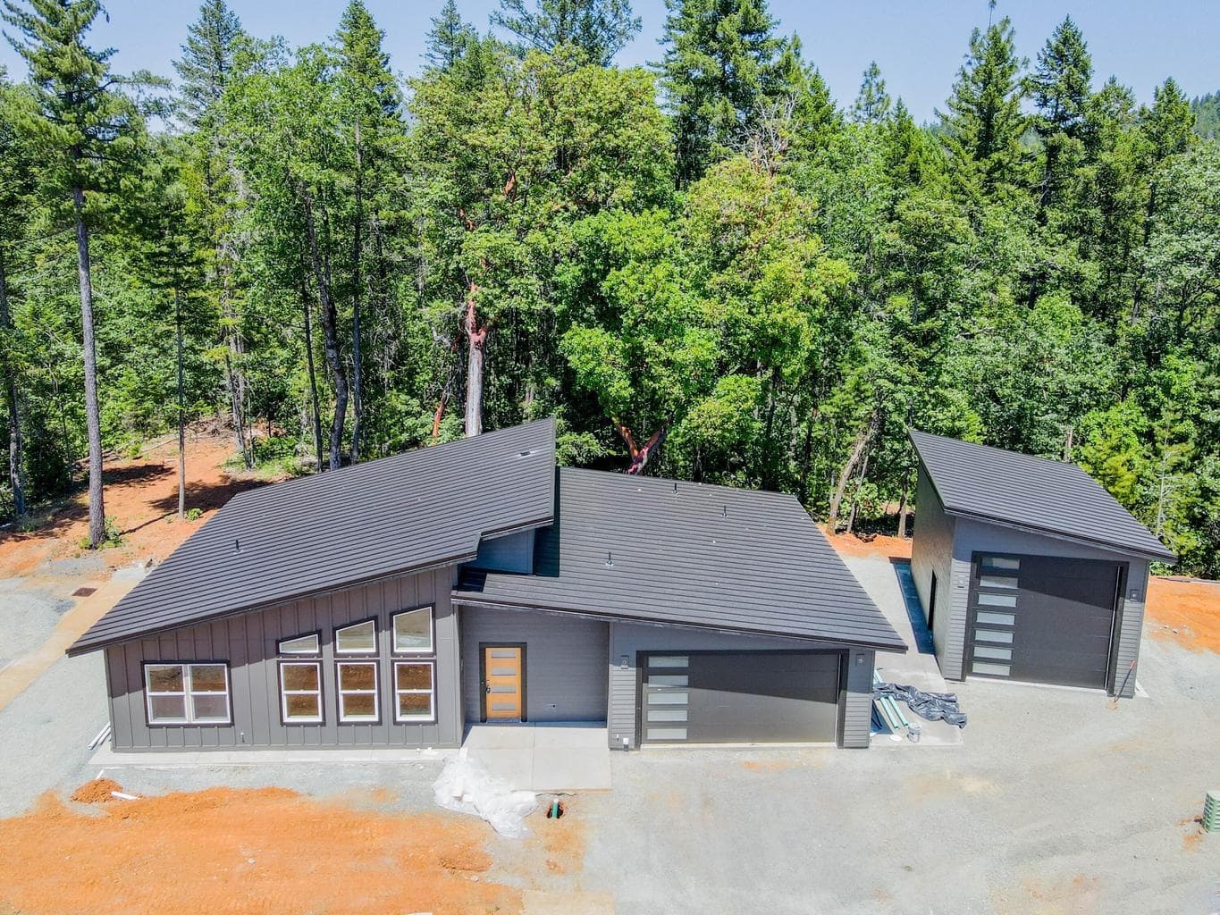 Photo of 417 Rilynn 3 of 24