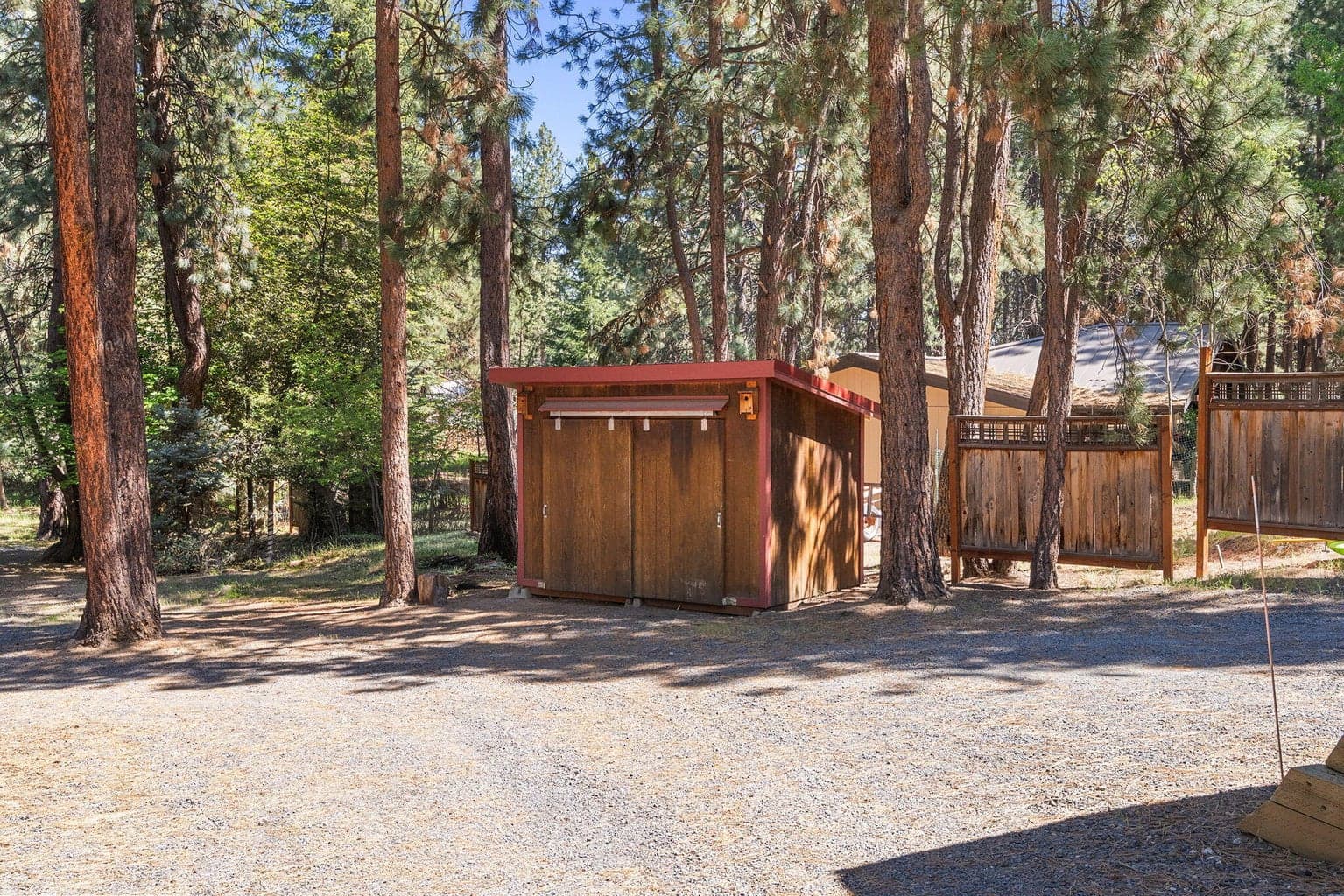 Photo of 19078 Choctaw Road 32 of 40