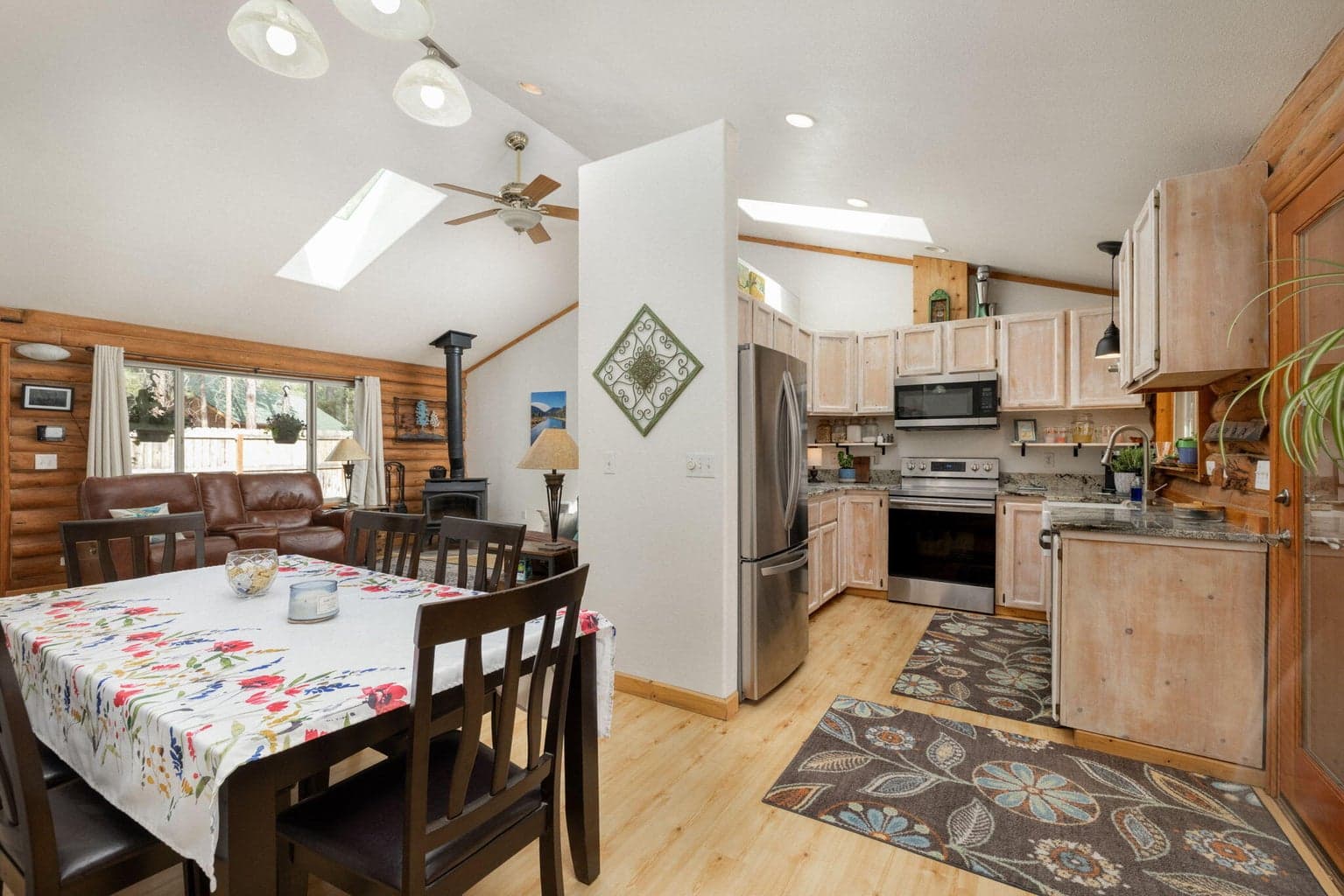 Photo of 153540 Collar Drive 10 of 40