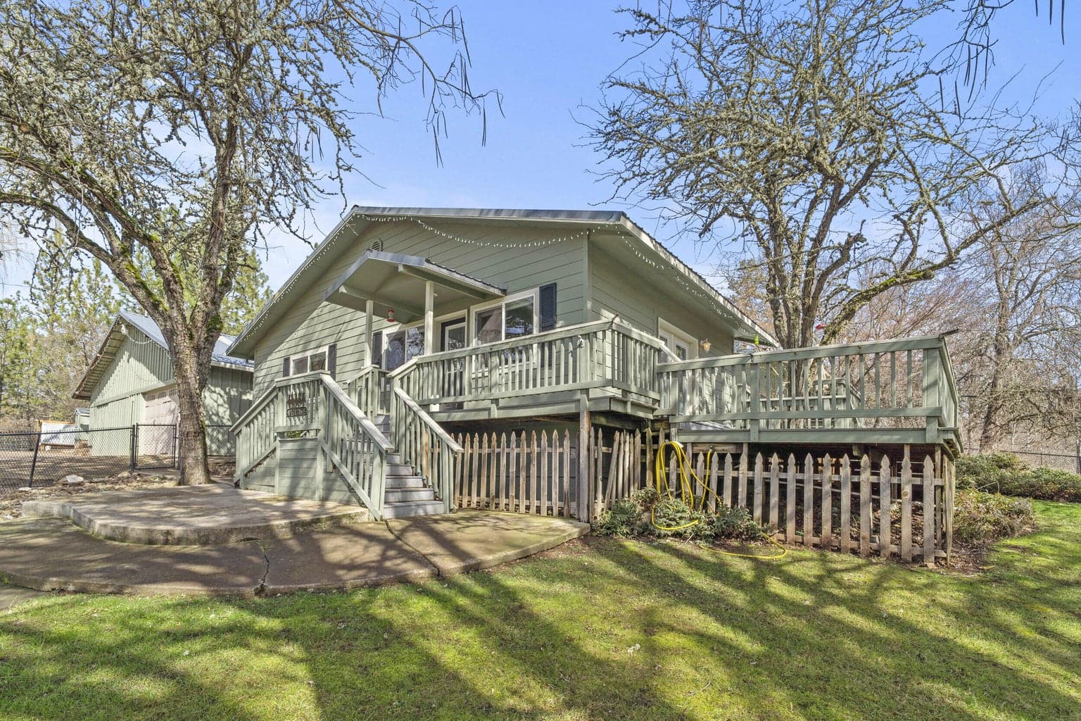 Photo of 1305 Butte Falls 3 of 54