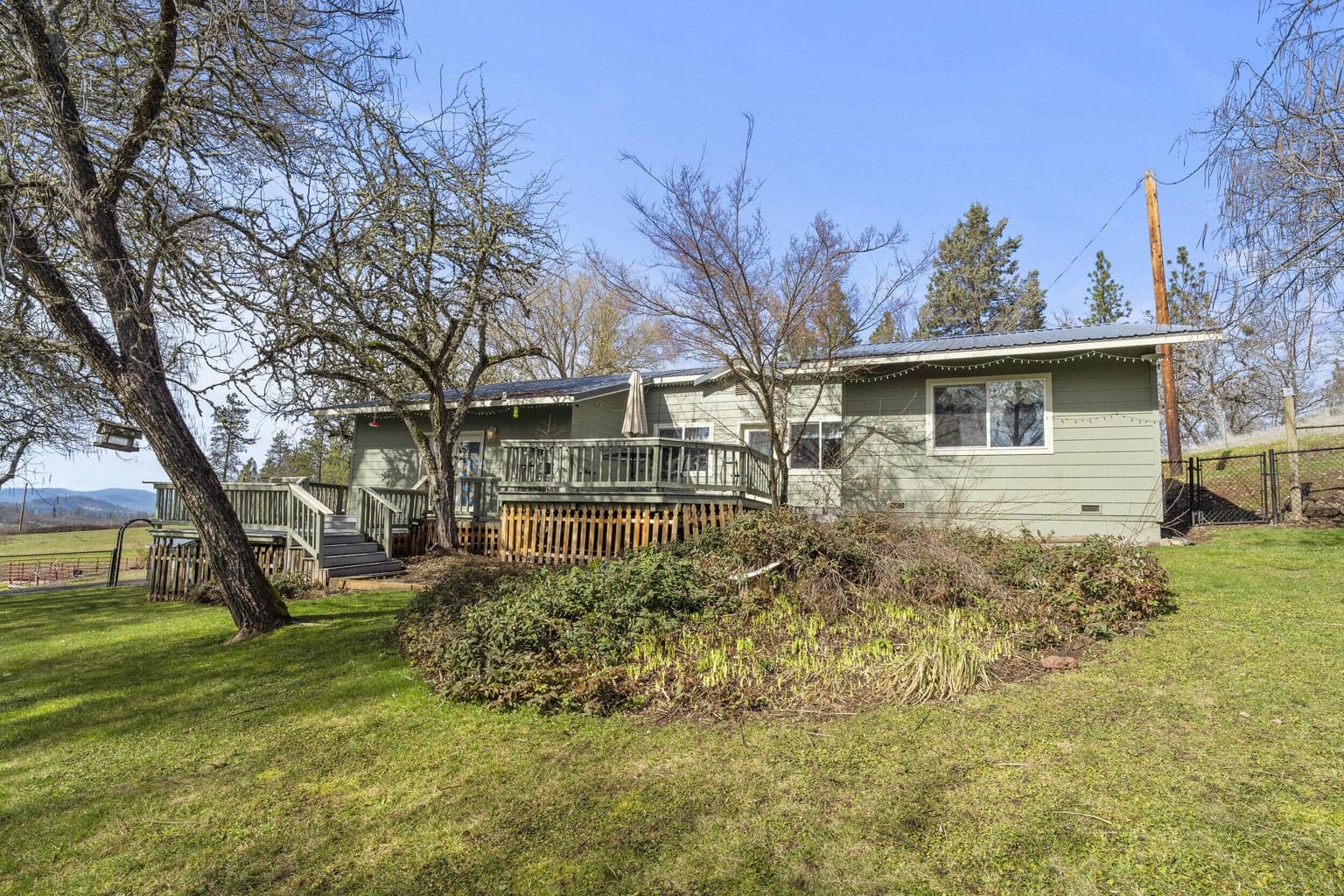 Photo of 1305 Butte Falls 4 of 54