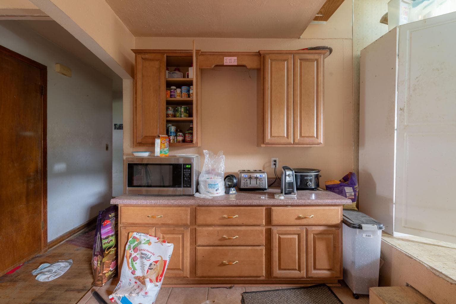 Dining area with built in