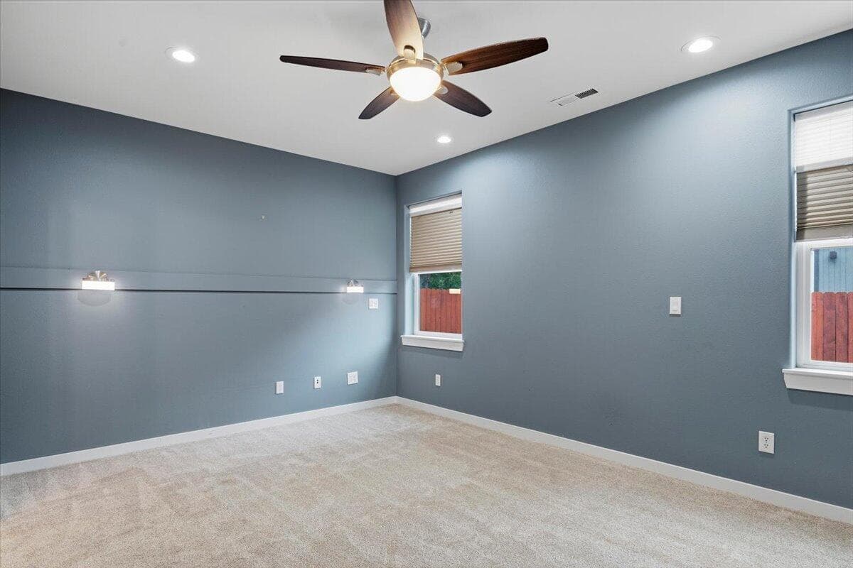 Photo of 623 N Freemont Street 18 of 39