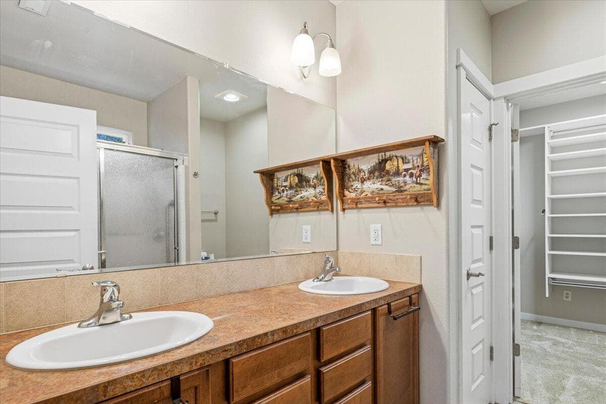 Photo of 623 N Freemont Street 20 of 39