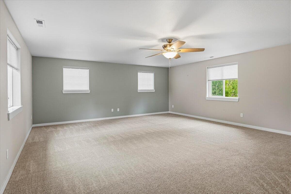 Photo of 623 N Freemont Street 30 of 39