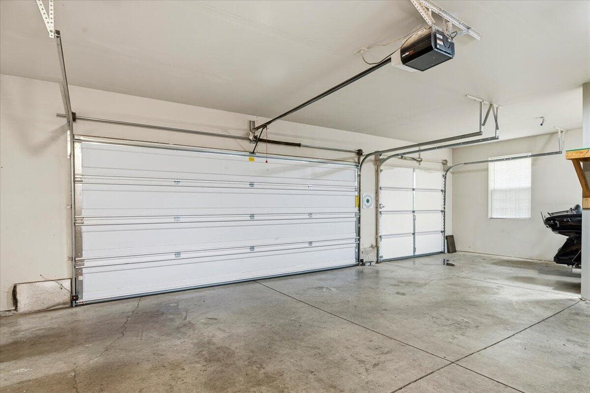 Photo of 623 N Freemont Street 32 of 39