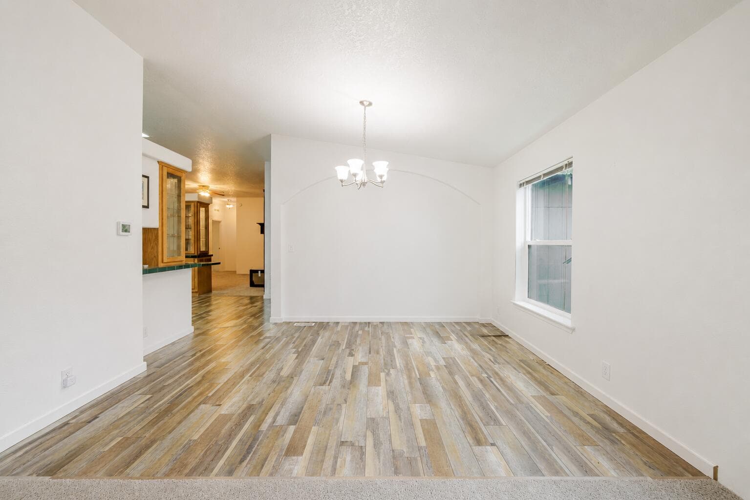Photo of 144450 Birchwood 5 of 39