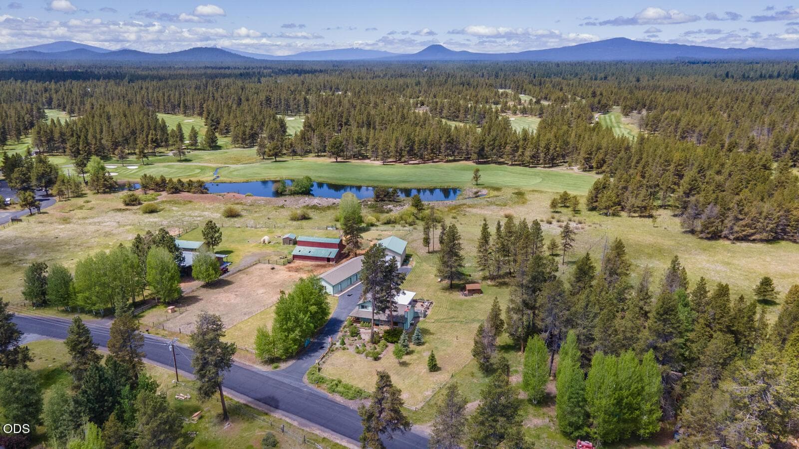 Photo of 53939 Pine Grove Road 11 of 52