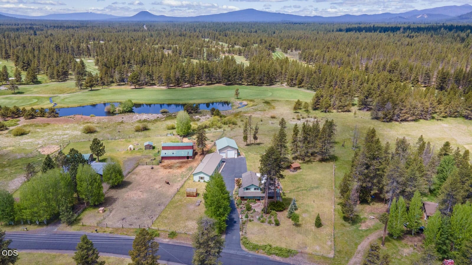 Photo of 53939 Pine Grove Road 12 of 52