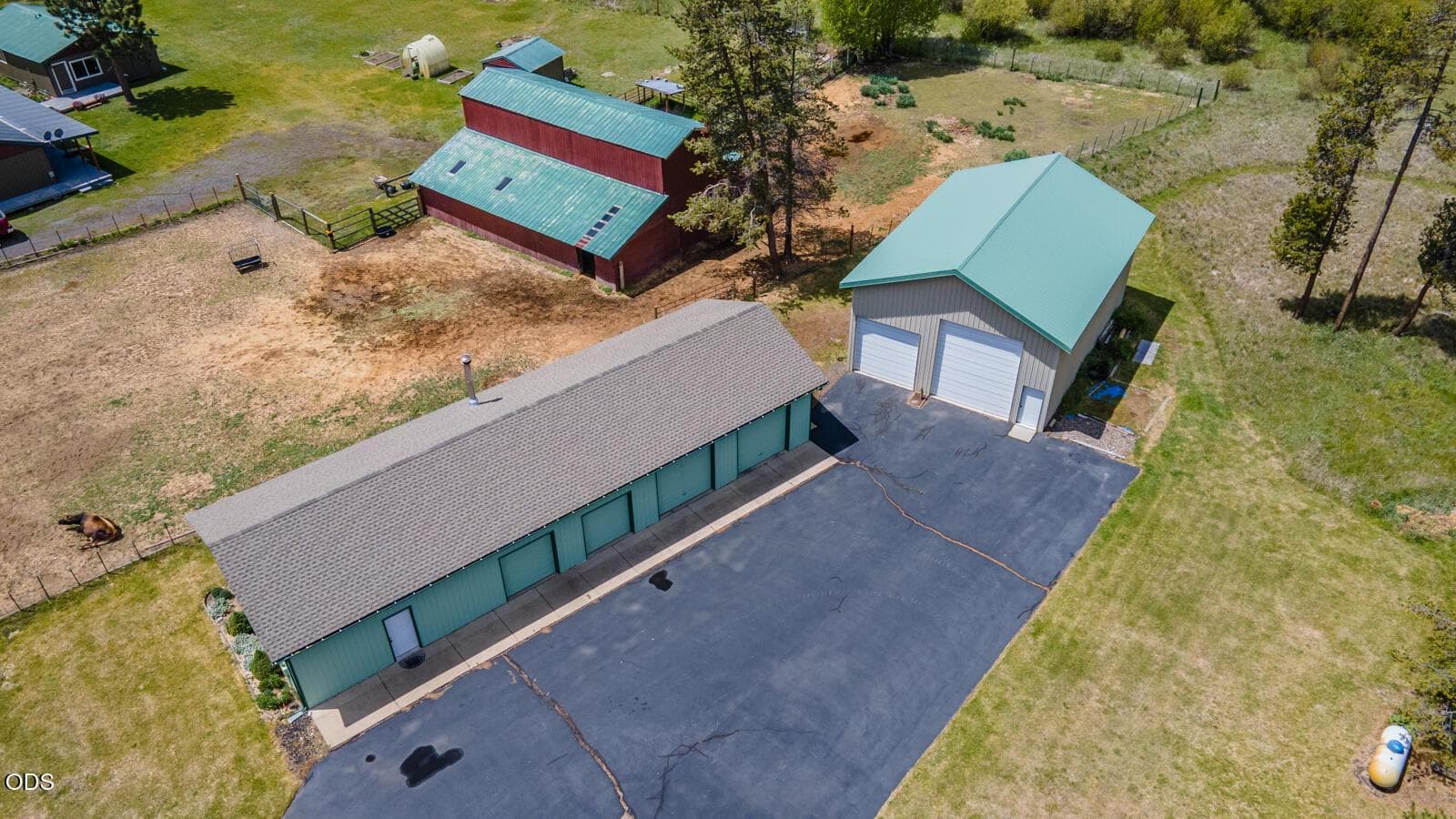 Photo of 53939 Pine Grove Road 17 of 52