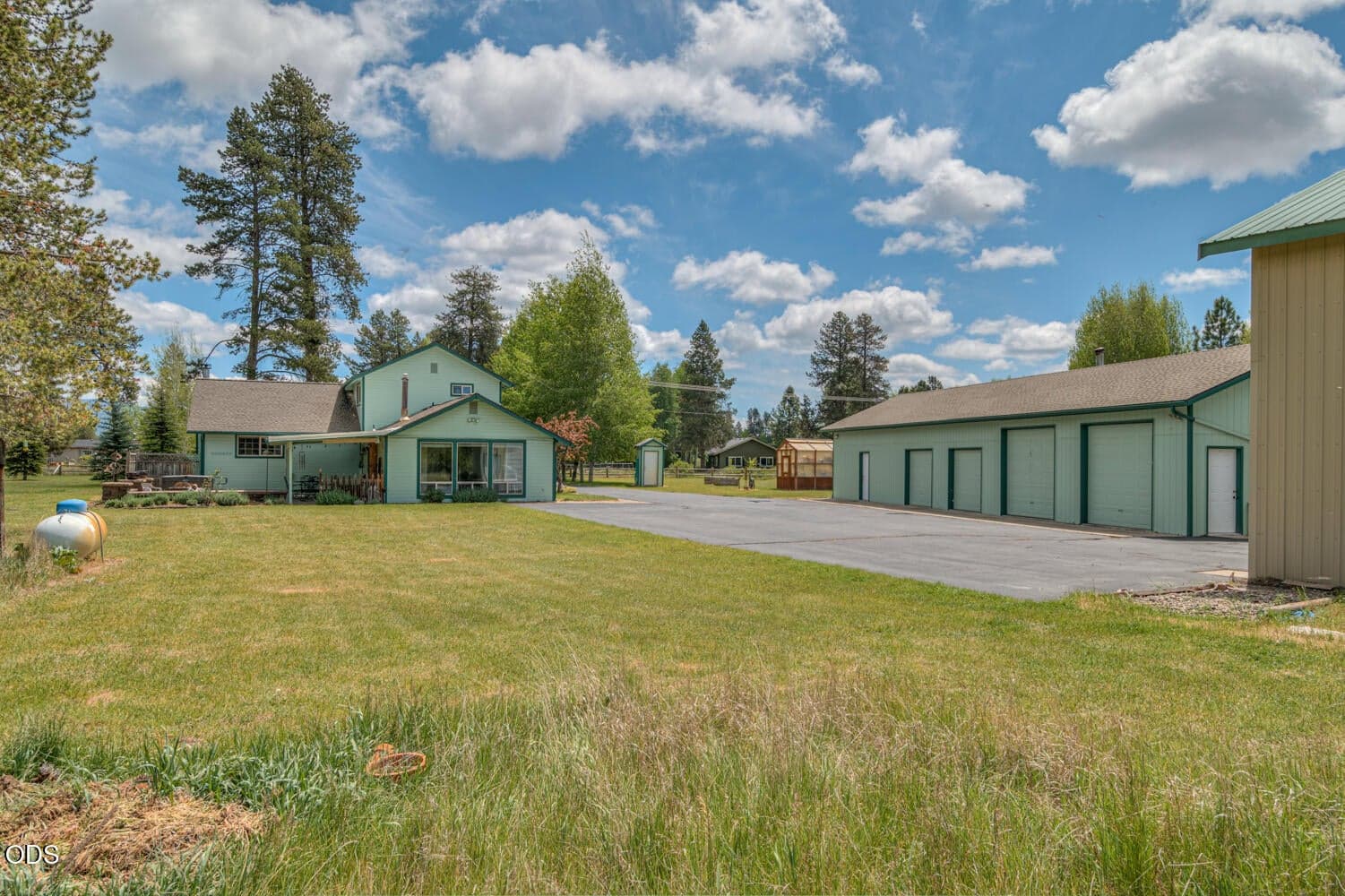 Photo of 53939 Pine Grove Road 46 of 52
