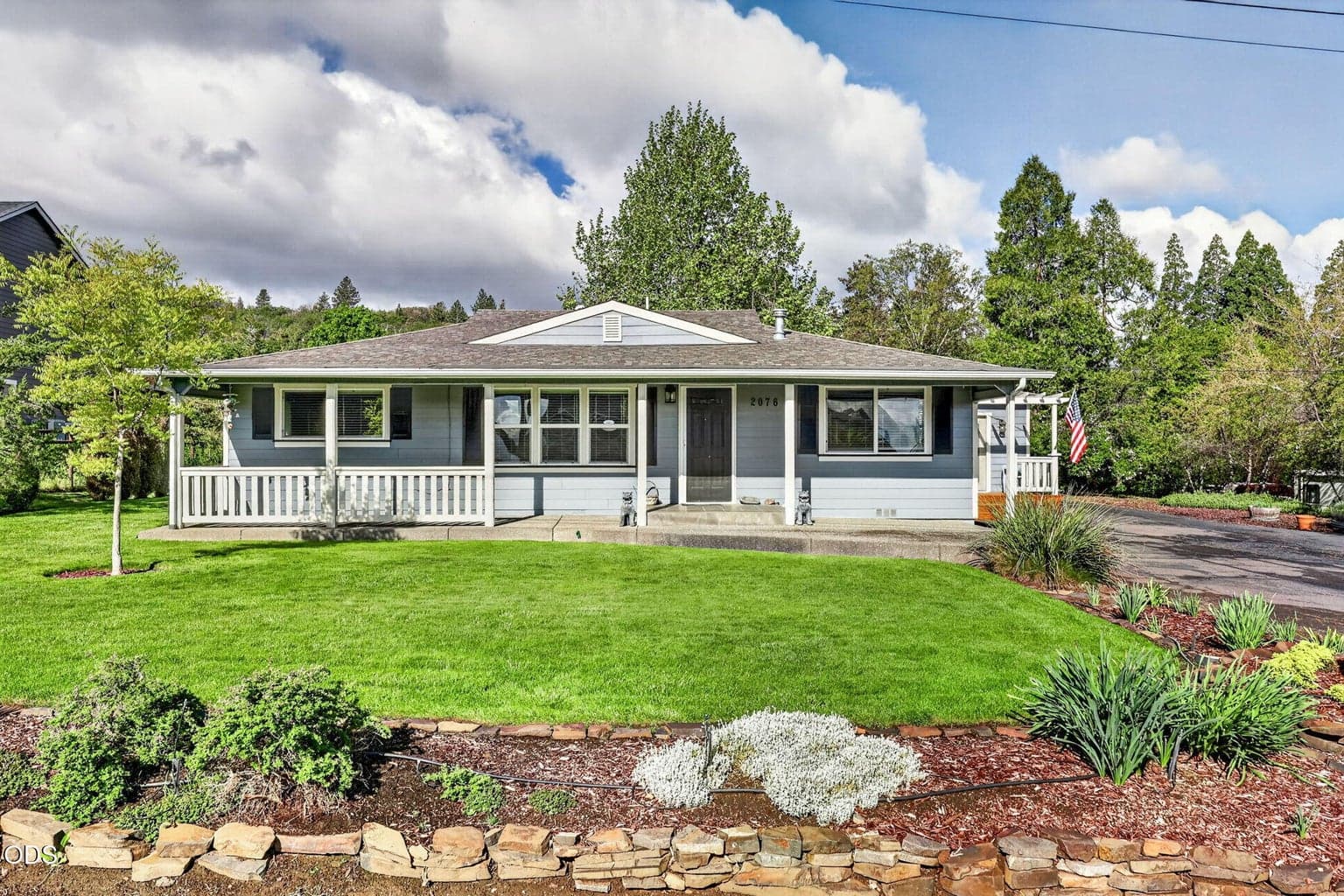 2076 Magnolia — open house