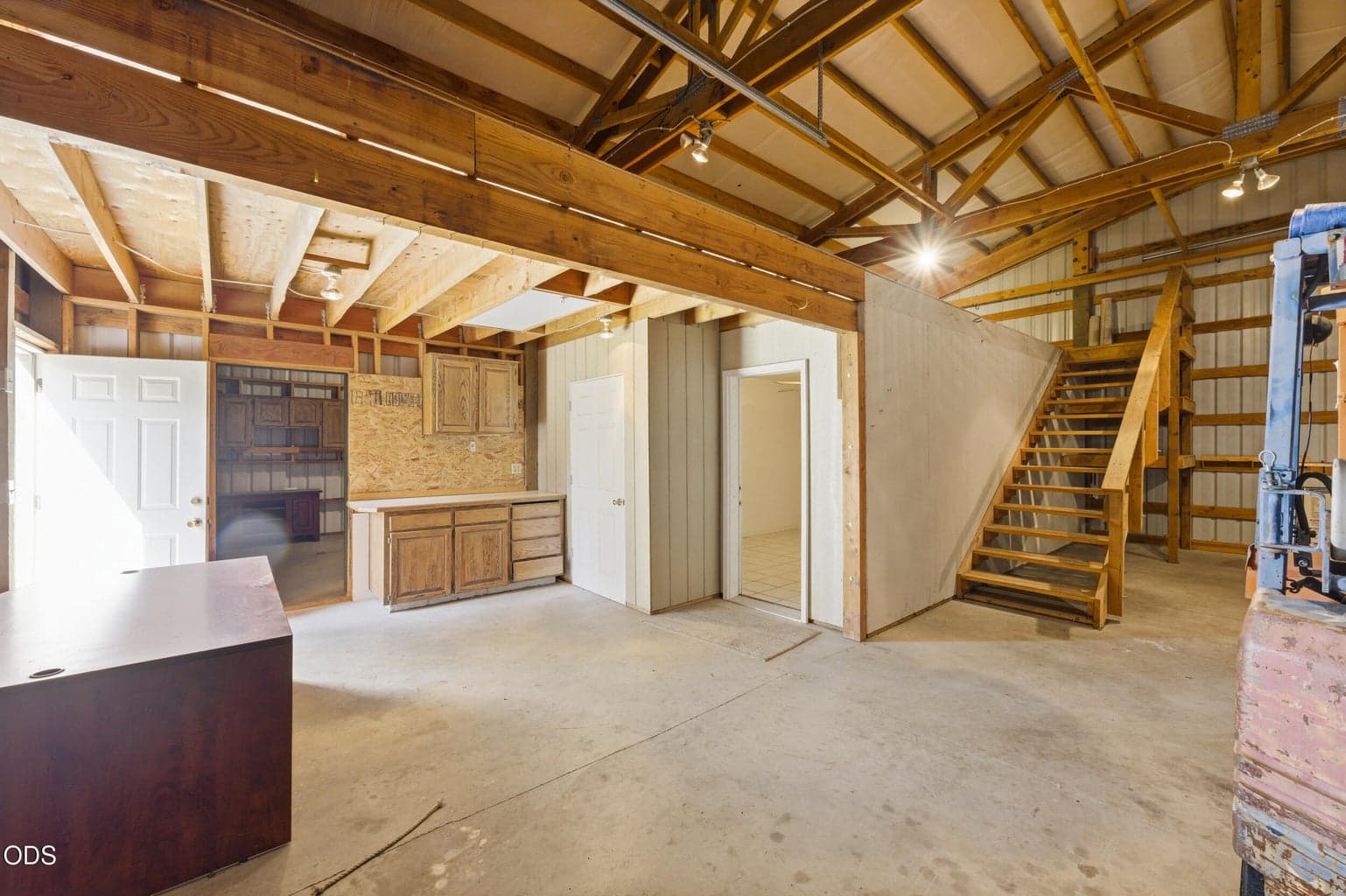 Shop with Loft Storage