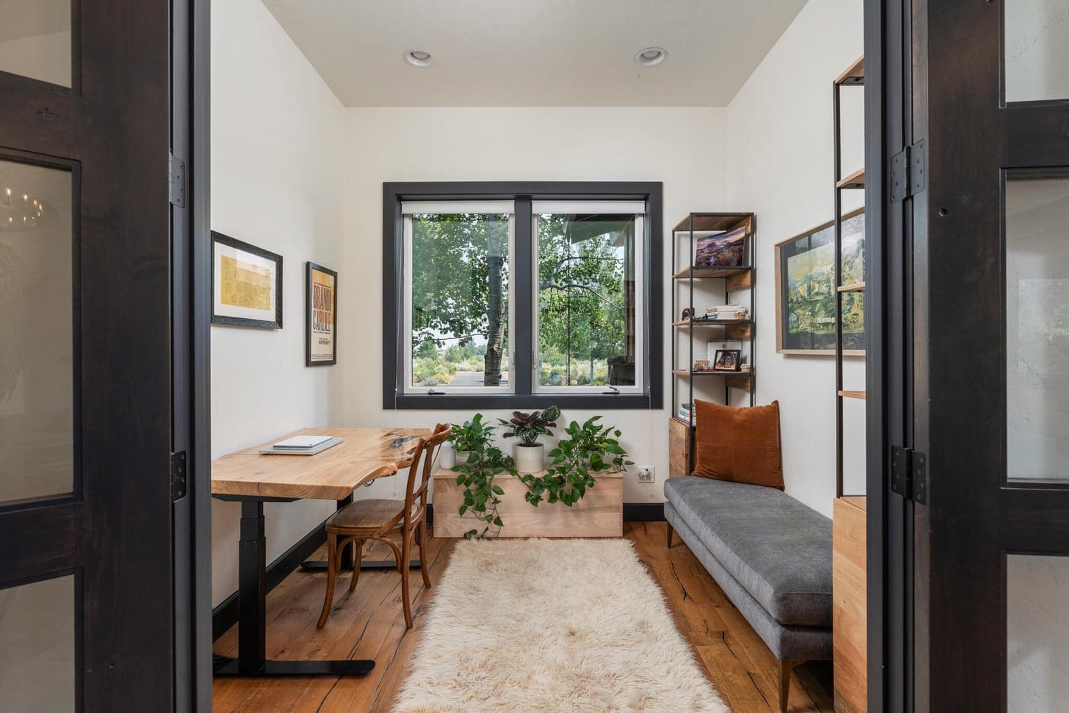 Photo of 61341 Bonneville Loop 9 of 54