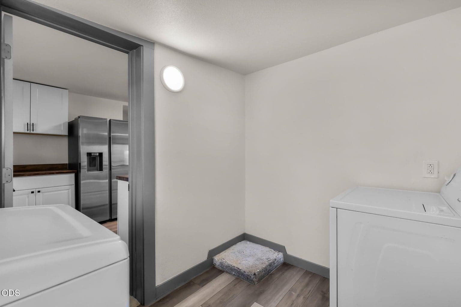 Photo of 847 C Avenue 18 of 51