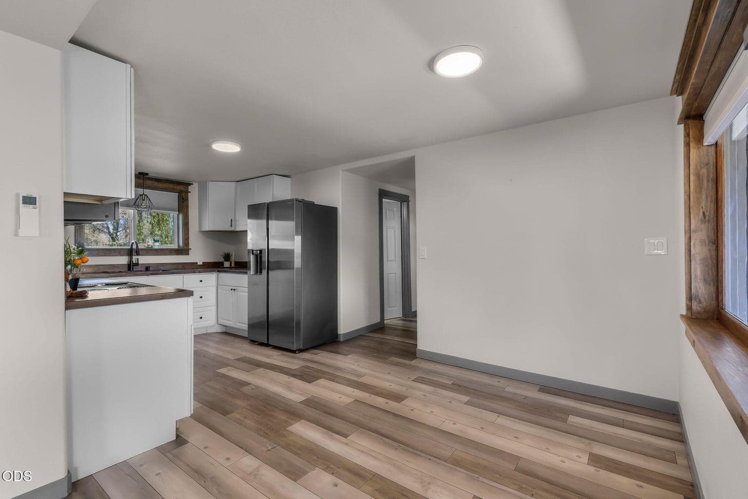 Photo of 847 C Avenue 21 of 51