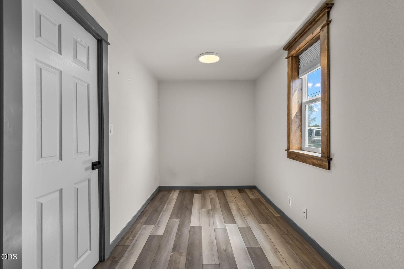 Photo of 847 C Avenue 29 of 51