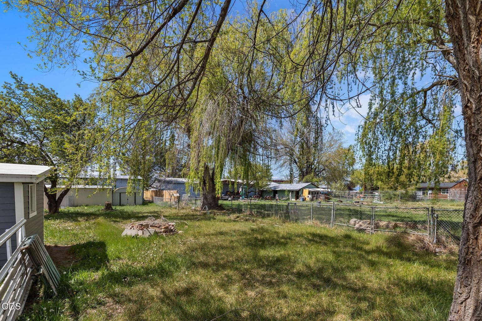 Photo of 847 C Avenue 37 of 51