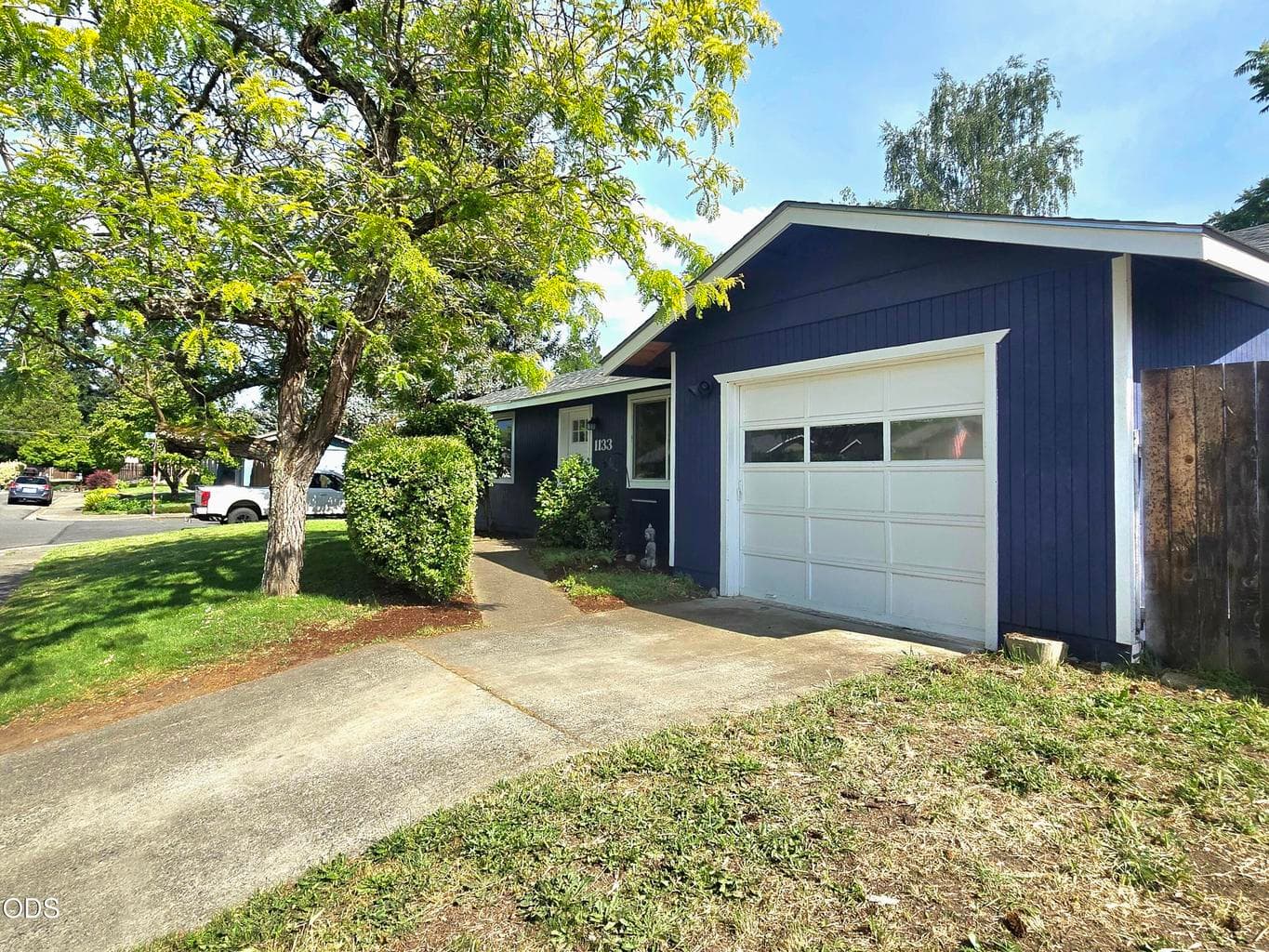 Photo of 1133 Ballinger 4 of 40