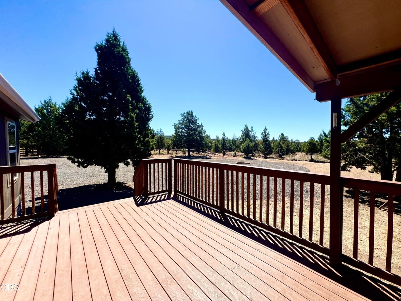 Photo of 4647 SE Umatilla Loop 23 of 33