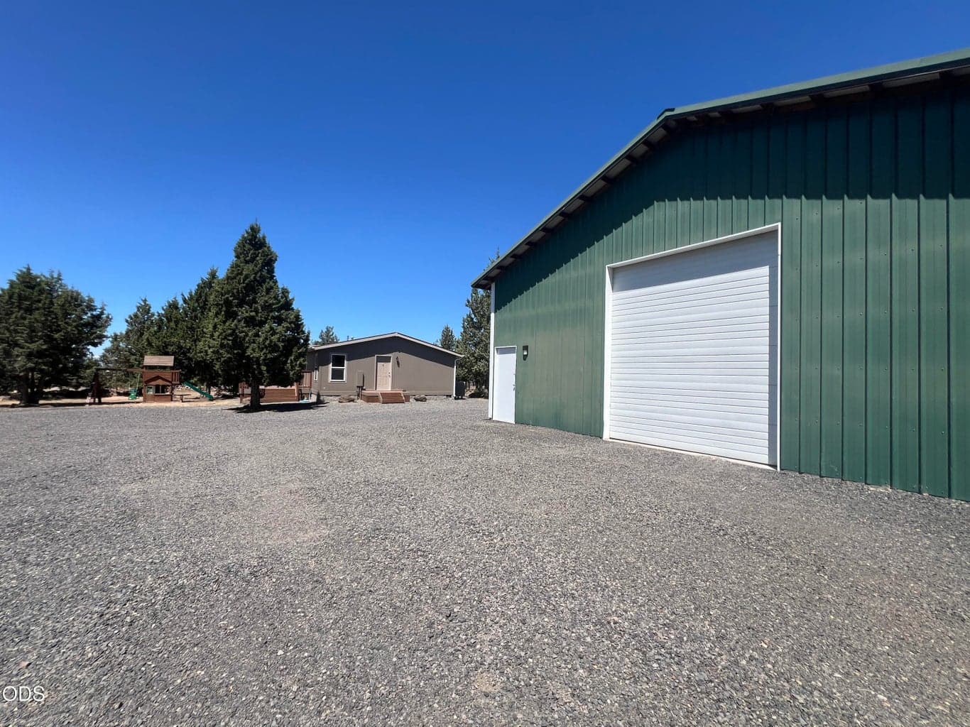 Photo of 4647 SE Umatilla Loop 26 of 33