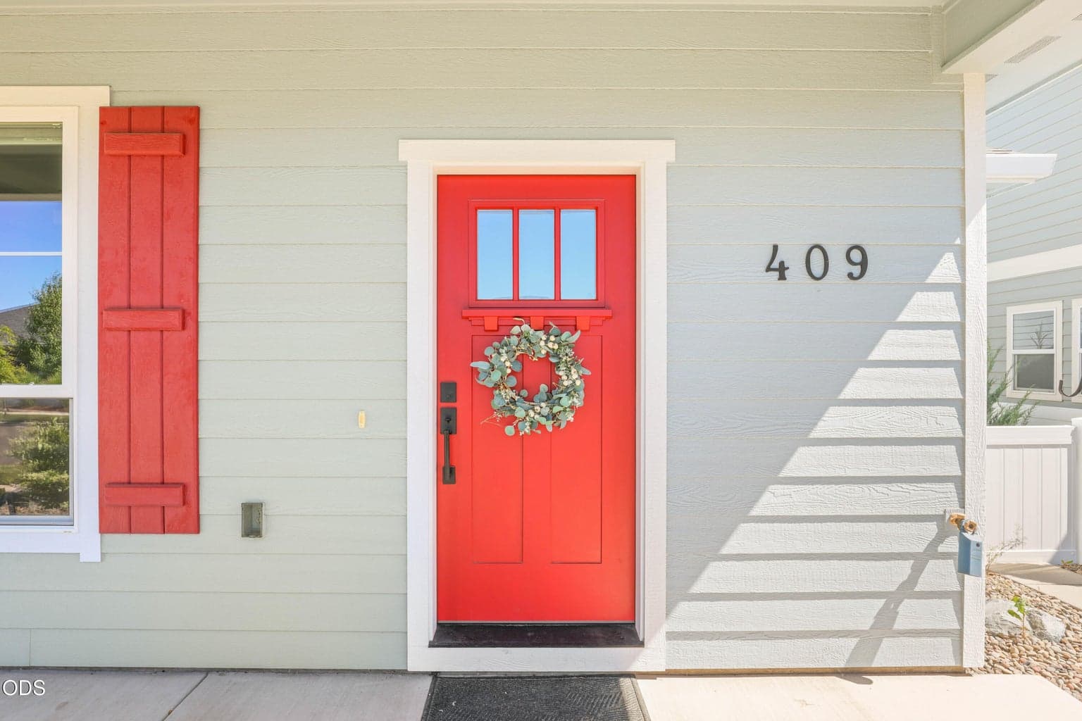 Photo of 409 Sand Pointe 3 of 33