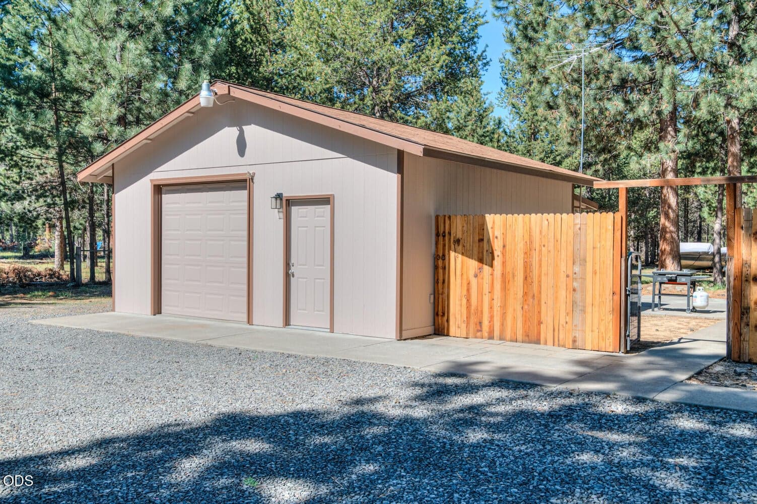 Photo of 148728 Snuffy Drive 22 of 34