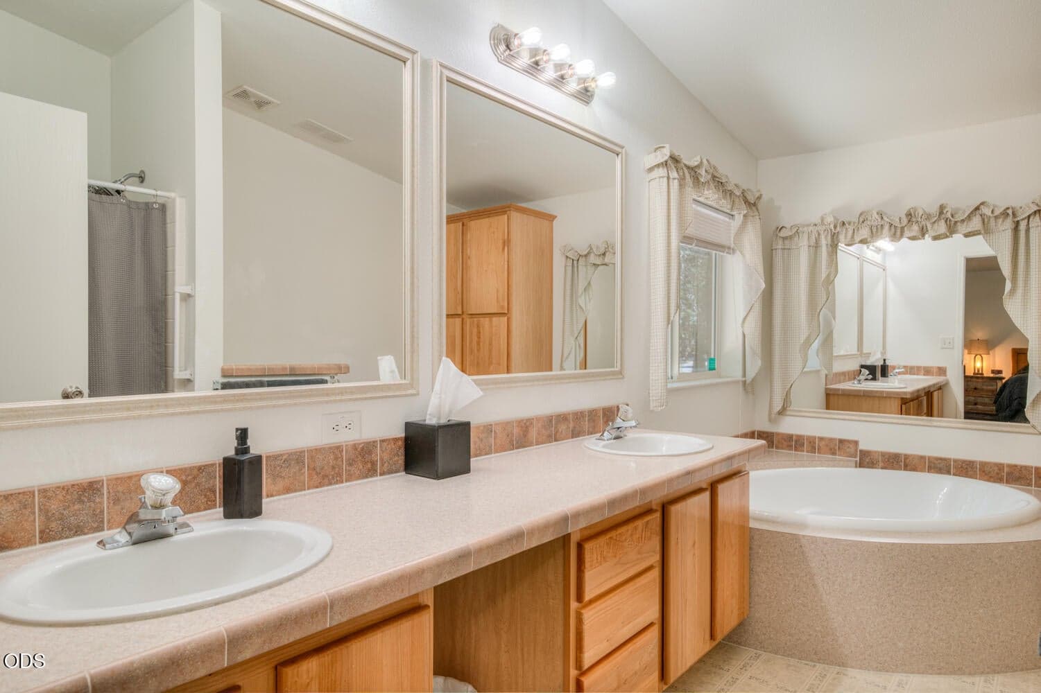 Photo of 148728 Snuffy Drive 10 of 34