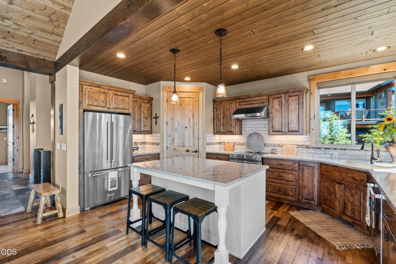 Photo of 10792 Ironstone Court 11 of 71
